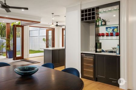 Luxury Living in an Exclusive Residence - Photo 2