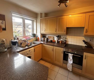 School Meadow, Guildford, Surrey, GU2 - Photo 1