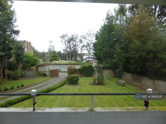 2 bedroom flat to rent - Photo 1