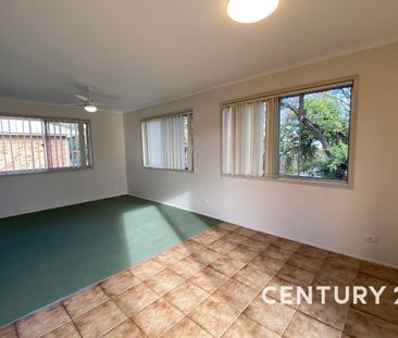 3 Bedroom Unit - Great location! - Photo 1