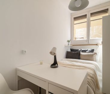 Carrer de Mallorca, Barcelona, Catalonia 08026 - Photo 6