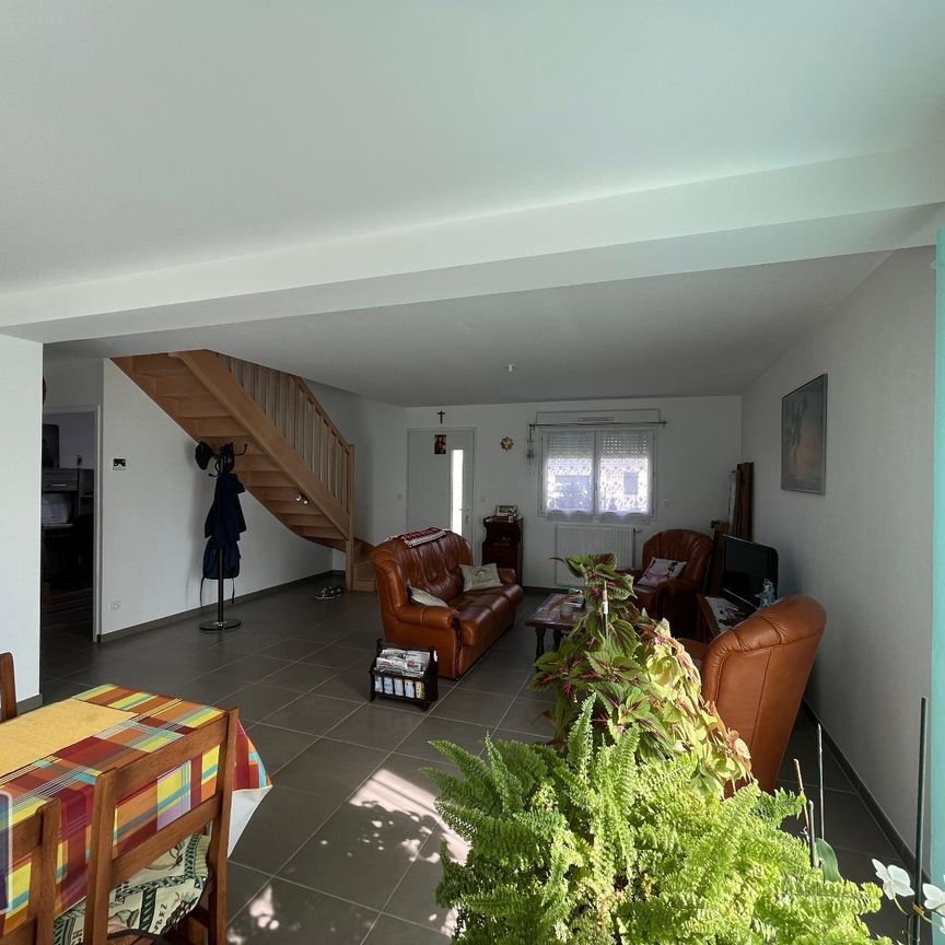Location Maison 6 pièces 128m² THAON 14610 - Photo 1