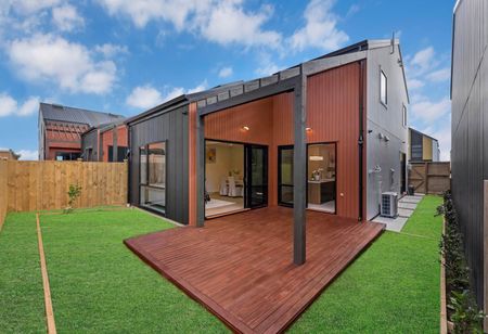 Modern living in Karaka - Photo 2