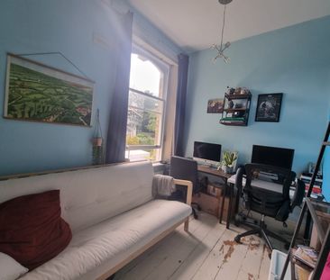 2 Bed Flat, Thicket Road, SE20 - Photo 4