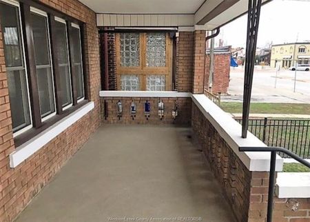 For Lease - 972 PARENT, Windsor, Ontario - Photo 2