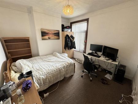 4 bedroom house to rent - Photo 4