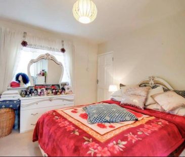 3 Bed Semi-Detached House, Onslow Road, CR0 - Photo 3