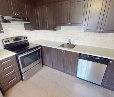 2780 Rowatt Street, Ottawa, ON - Photo 3