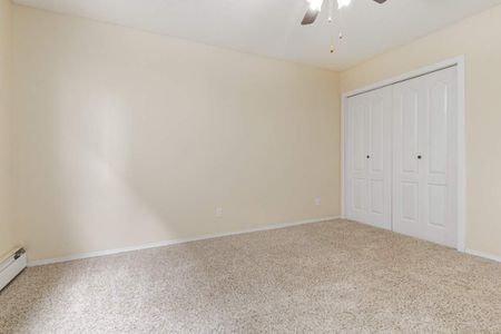 1 Bedroom - Photo 3