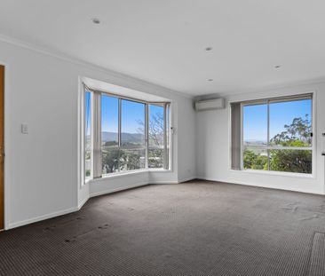 Private, Spacious & Perfectly Positioned. - Photo 3