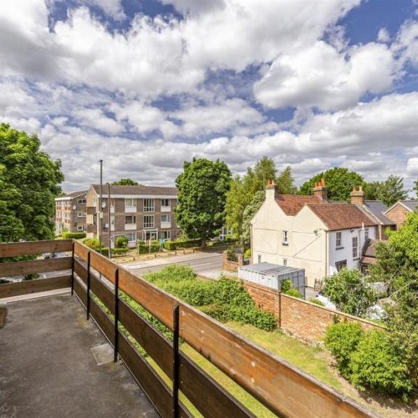 1 bedroom flat to rent - Photo 1