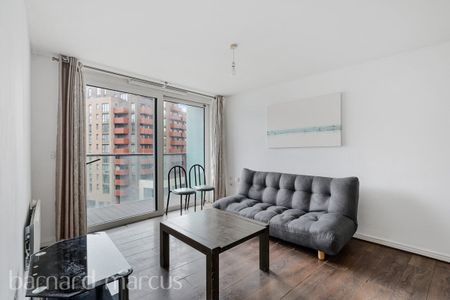 The Blenheim Centre - Photo 2