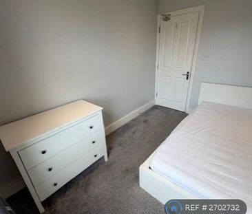 1 bedroom in a house share to rent - Photo 6