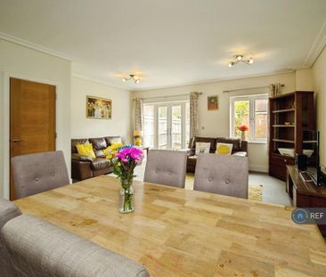 3 bedroom terraced house to rent - Photo 4