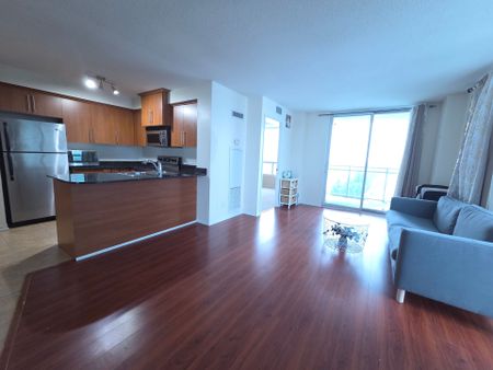 For Lease - 6 Rosebank Drive Unit# 6E, Toronto, Ontario - Photo 3