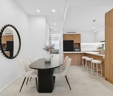 Contemporary Near New Duplex in a Prime Locale - Photo 5