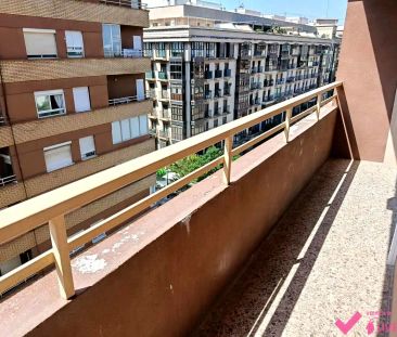 Valencia - Photo 1