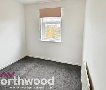 3 bedroom terraced house to rent - Photo 3