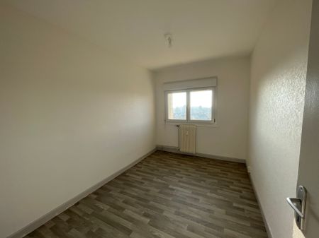 Location - Appartement T3 - 59 m² - Montbéliard - Photo 3