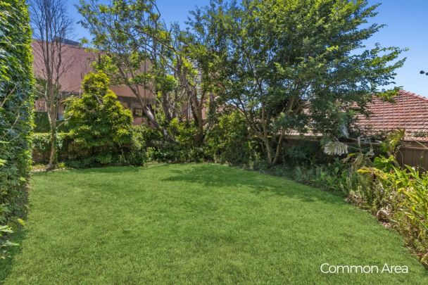 Bright north-facing apartment in exclusive village setting - Photo 1