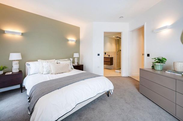 3 bedroom flat to rent - Photo 1