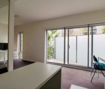 Standard Studio style 2 - Photo 1