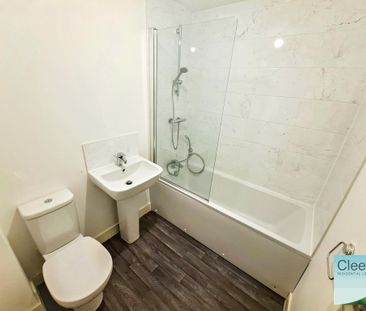 3 bed semi-detached house to rent in Croft Drive, Bishops Cleeve, GL52 - Photo 5