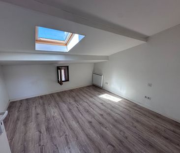 Location Appartement 4 pièces 85m² - Photo 4