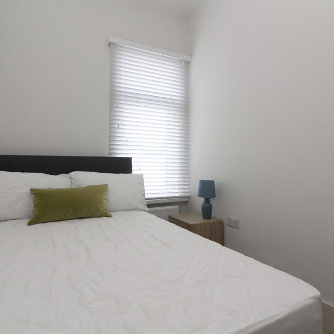 1 bedroom in a house share to rent - Photo 1