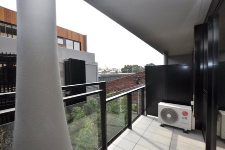 211/89 Roden Street - Photo 5