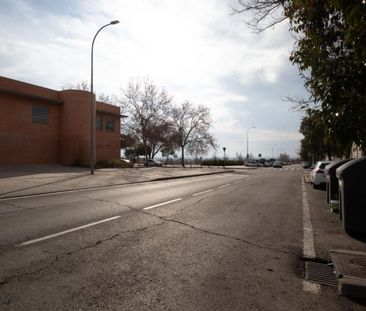 Apartamento de alquiler en Valdebernardo - Valderribas - Photo 1