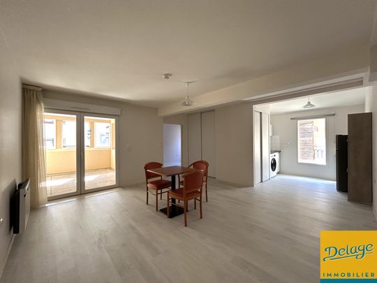 APPARTEMENT EN LOCATION - Photo 1