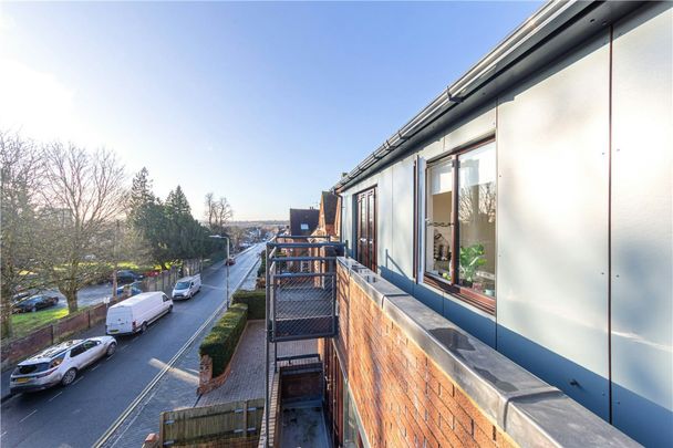 Chalfont Place, Upper Lattimore Road, St. Albans, AL1 3UQ - Photo 1