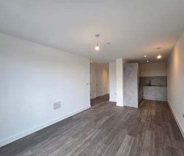 1 Bed Flat, Berkley Square, M5 - Photo 3