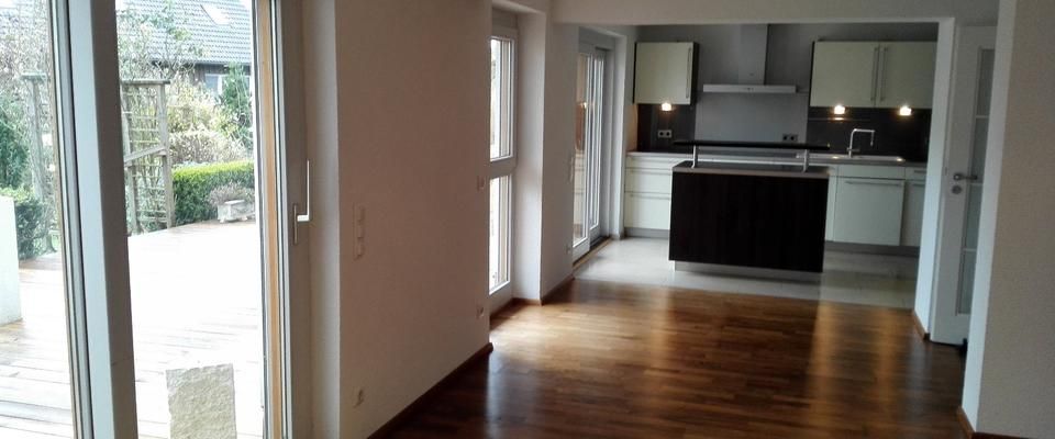 Schöne Wohnung mit Garten, Terrasse und Garage - Foto 1