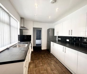 4 bedroom house share to rent - Photo 1