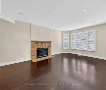 6 GILLINGHAM STREET - Photo 2