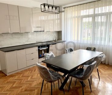 RECO Apartament spațios la casa - decomandat - Photo 4