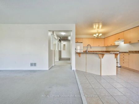 Property For Lease | W9256795 - Photo 5