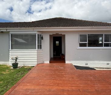 Character 1950s Cottage with Modern Comforts - Photo 5