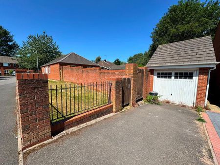 3 bedroom bungalow to rent - Photo 2