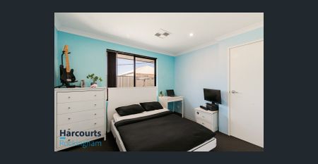 EASY LIVING IN PARADISO ESTATE - Photo 4