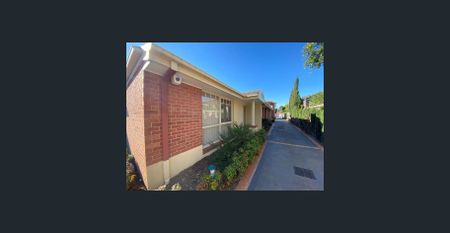 Private villa in prime location - Photo 4