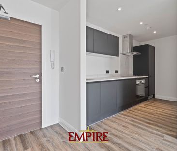 1 bedroom in a flat share to rent - Photo 4