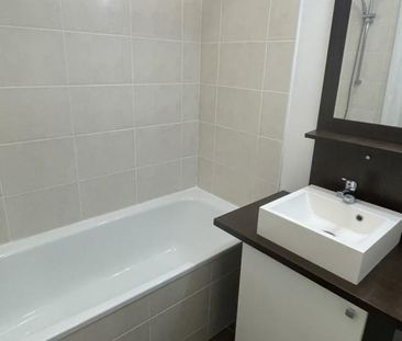 Location Appartement 3 pièces PESSAC 33600 - Photo 5