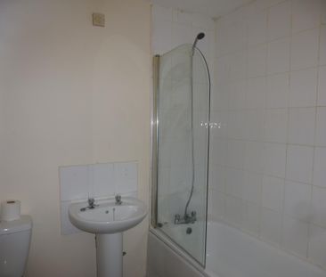 High Street, March - Photo 1