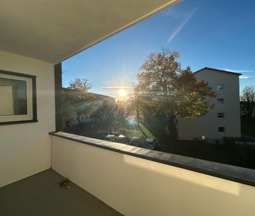 Moderne 3,5-Zimmerwohnung mit Aufzug - Photo 2