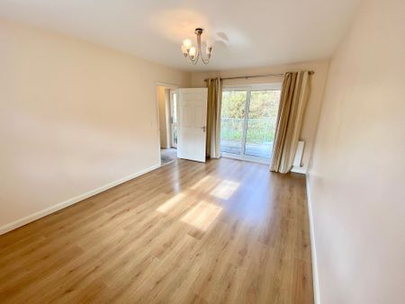 Voylart Close, Dunvant, Swansea - Photo 2