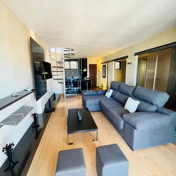 Alquiler de dúplex en Calle Carvajal, 43 - Photo 2