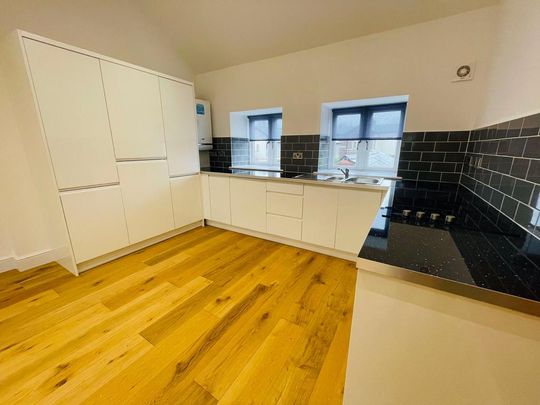 2 bedroom property to rent - Photo 1